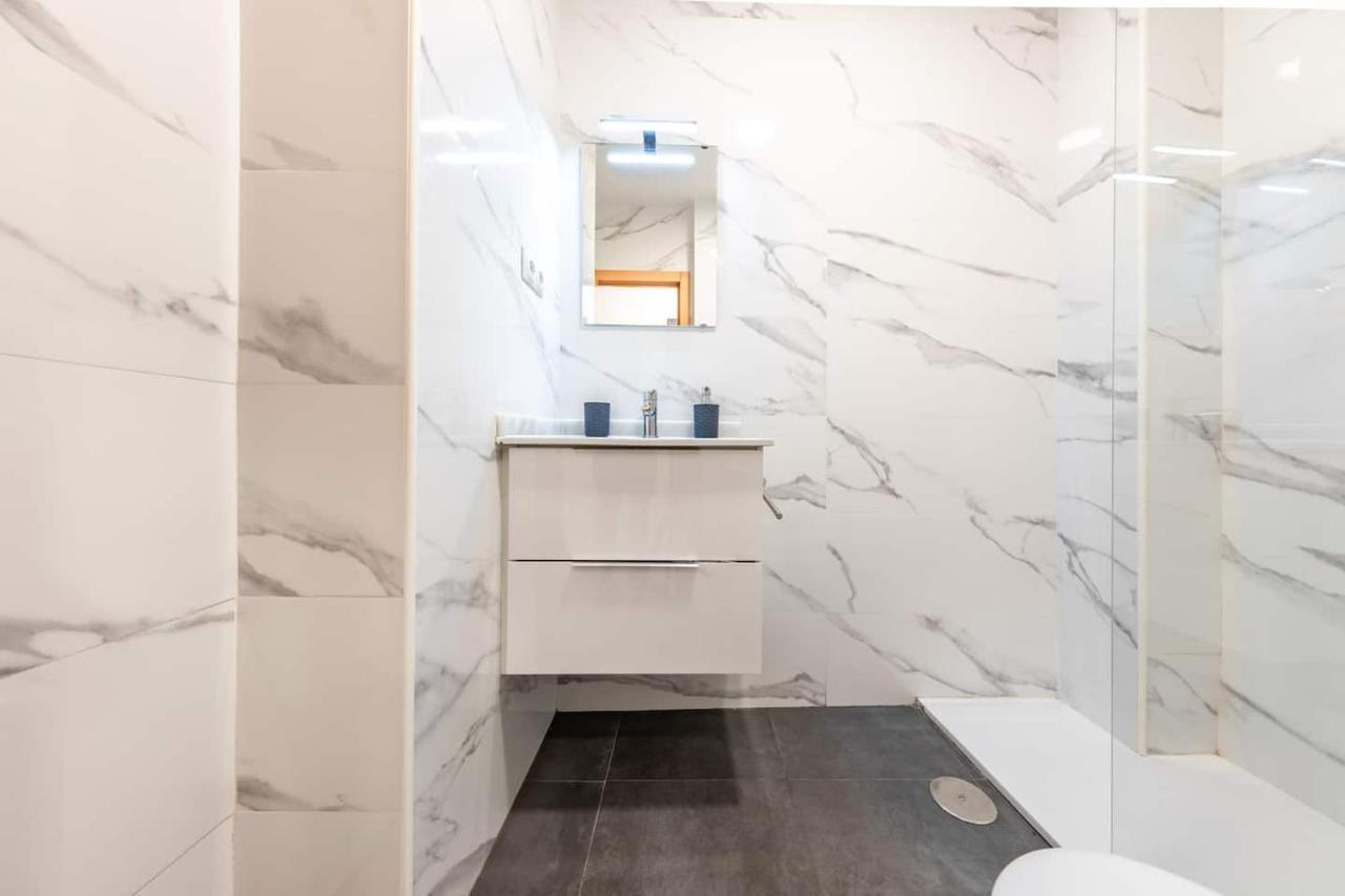 Apartament Private Rooftop & Elegant Studio - Center By Rems Malaga Zewnętrze zdjęcie