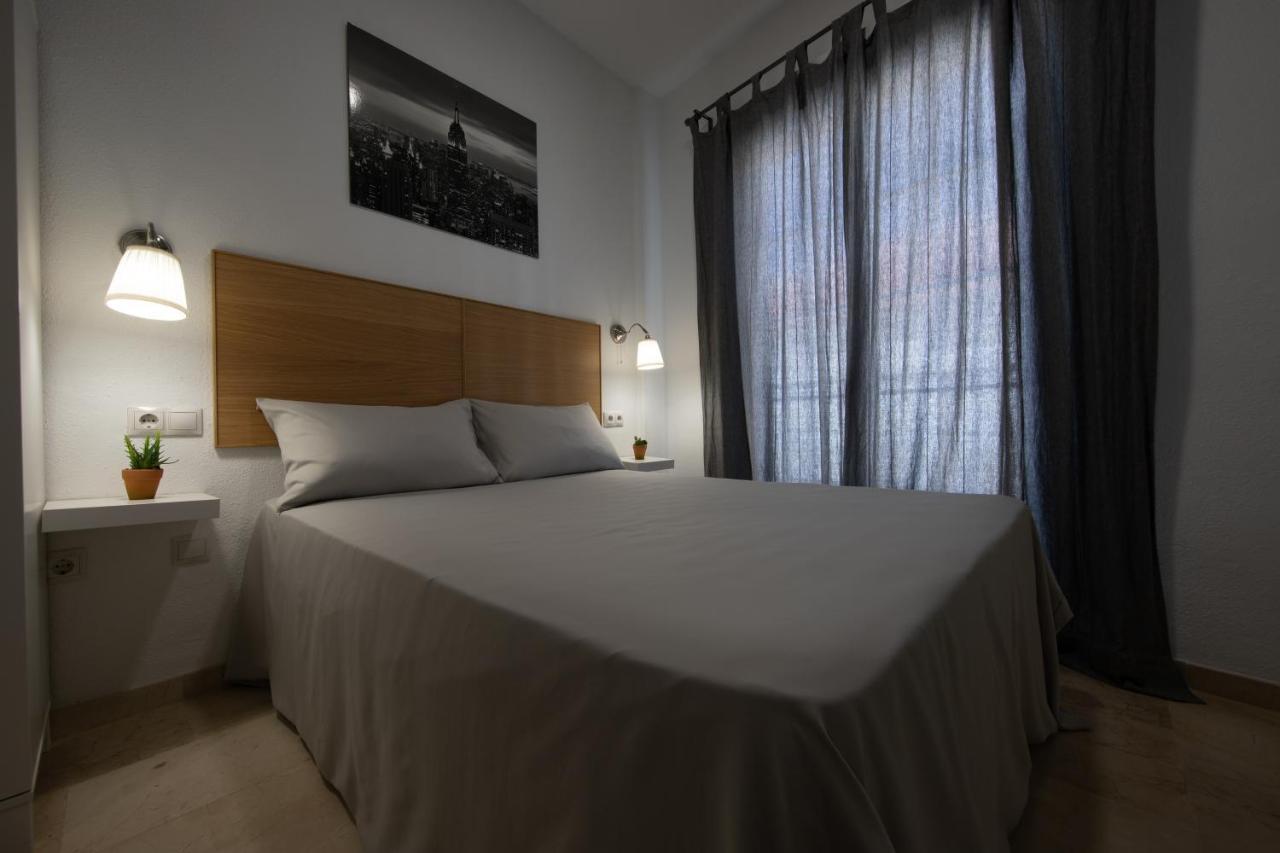Apartament Private Rooftop & Elegant Studio - Center By Rems Malaga Zewnętrze zdjęcie