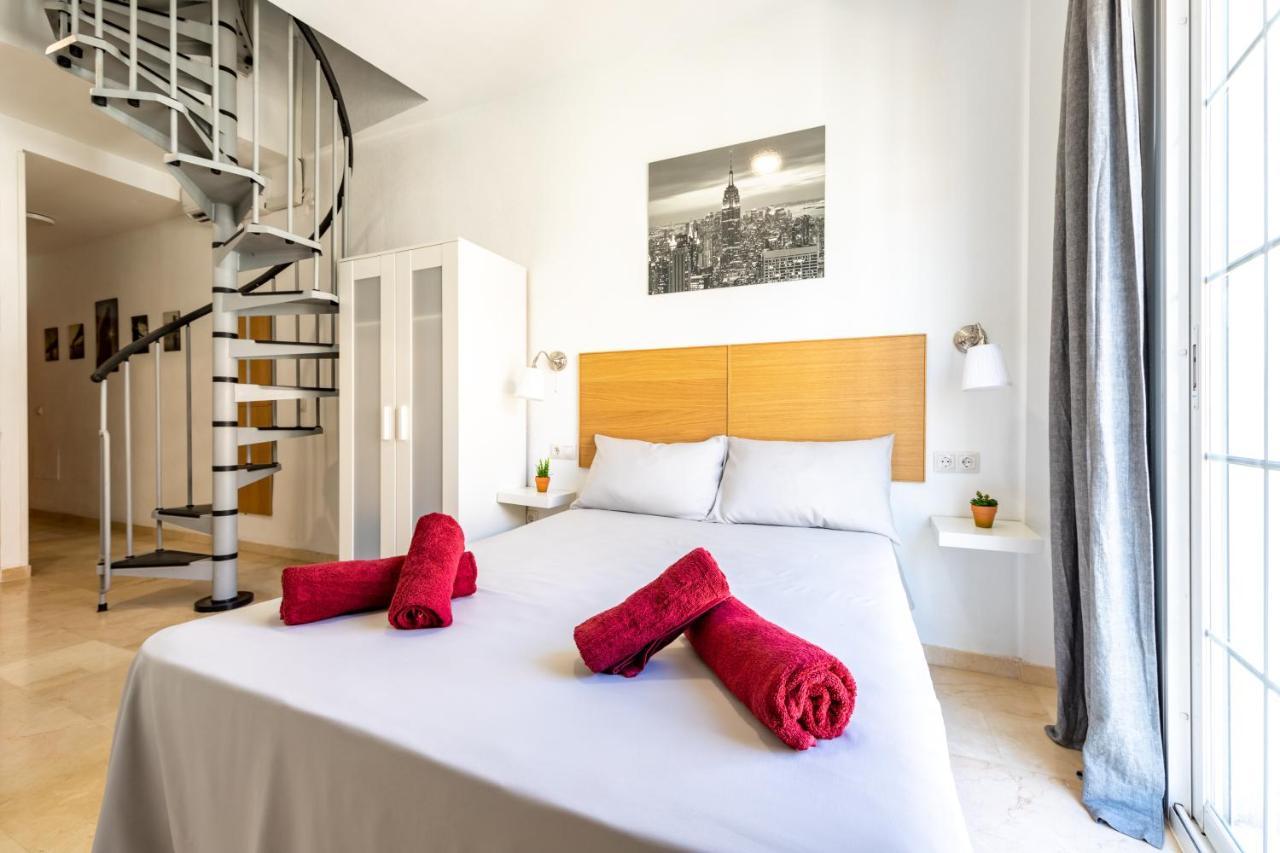 Apartament Private Rooftop & Elegant Studio - Center By Rems Malaga Zewnętrze zdjęcie